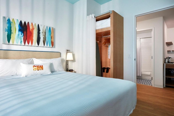 Universal's Endless Summer Resort - Surfside Inn and Suites Image #22 Universal's Endless Summer Resort - Surfside Inn and Suites Image #22